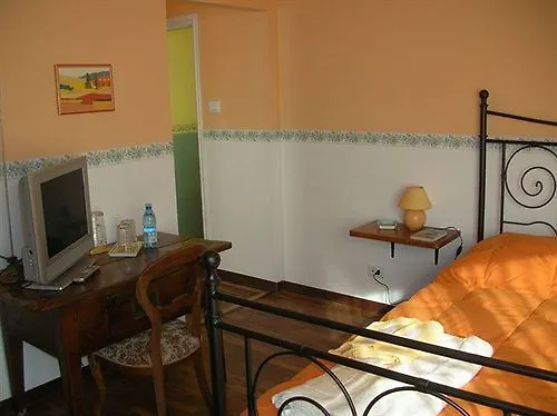 Casa A Bed & Breakfast